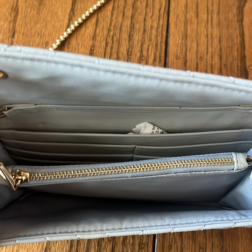 Zara Silver Gold Robe Chain Quilted
Crossbody Bag - Picture 7 of 10
